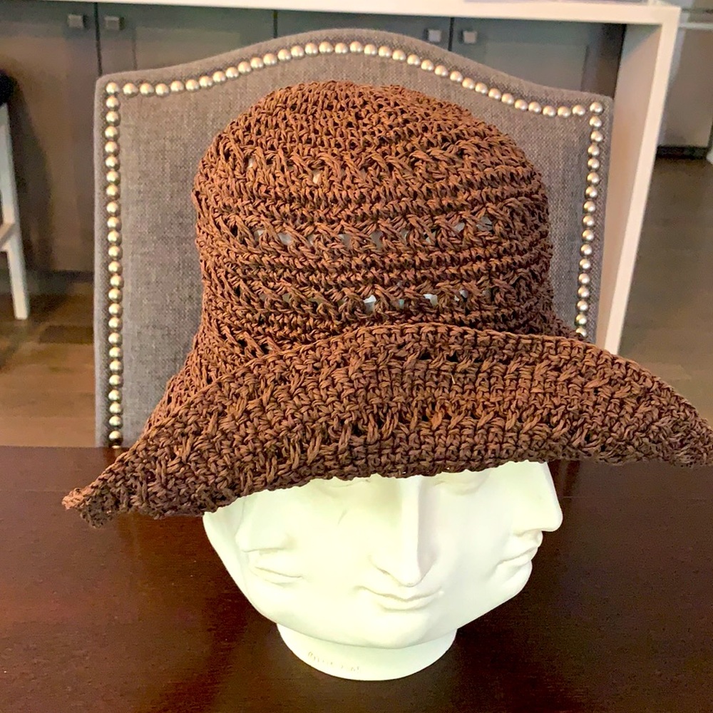 Floppy woven chocolate hat
